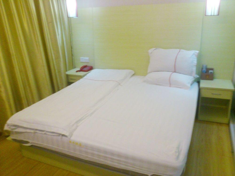Yuexiu Huafeng Hotel Guangzhou Buitenkant foto