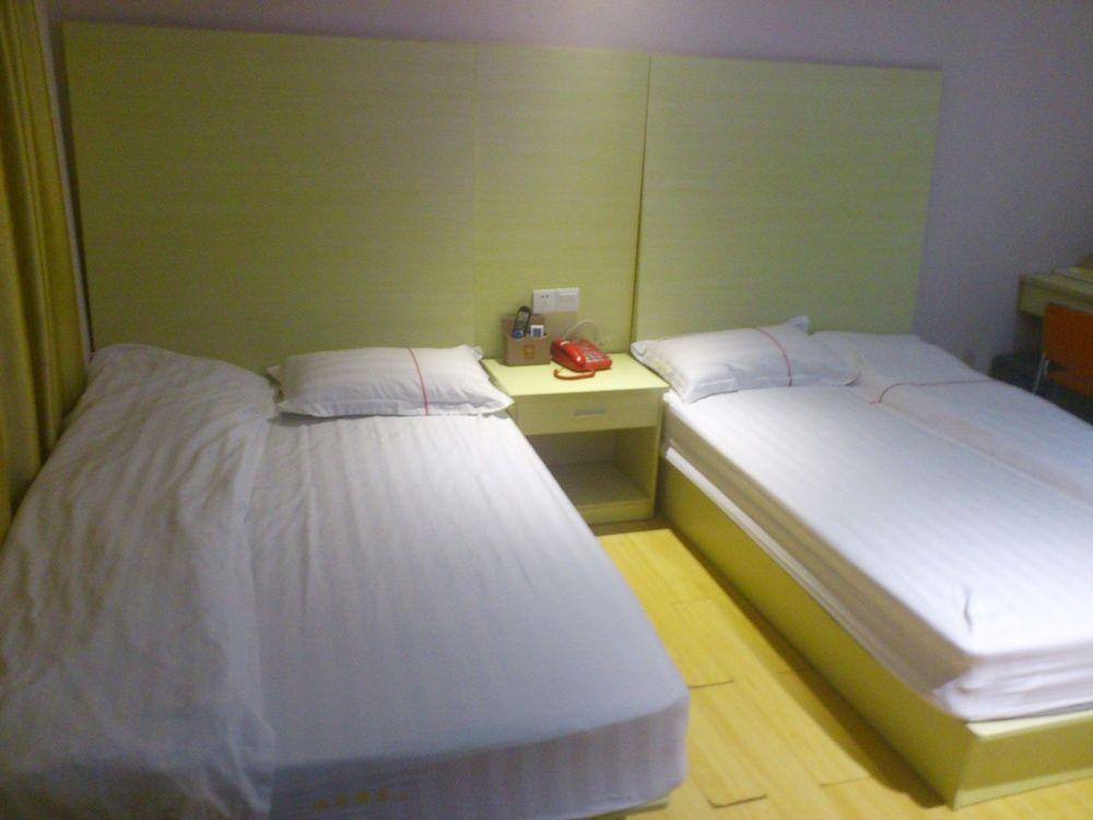 Yuexiu Huafeng Hotel Guangzhou Buitenkant foto